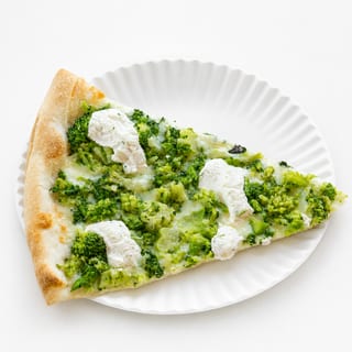 Broccoli White Pizza